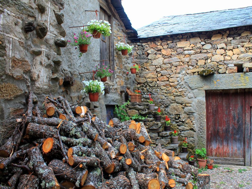 Casa Rural El Trubio Villa Vigo de Sanabria Kültér fotó