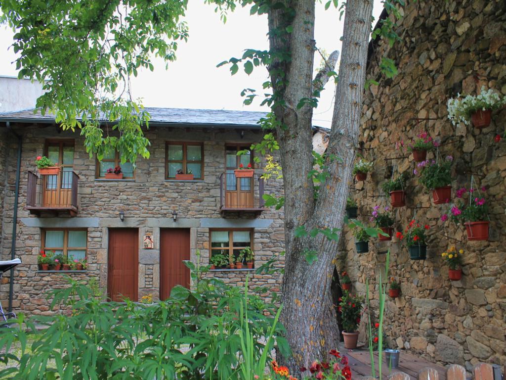 Casa Rural El Trubio Villa Vigo de Sanabria Kültér fotó