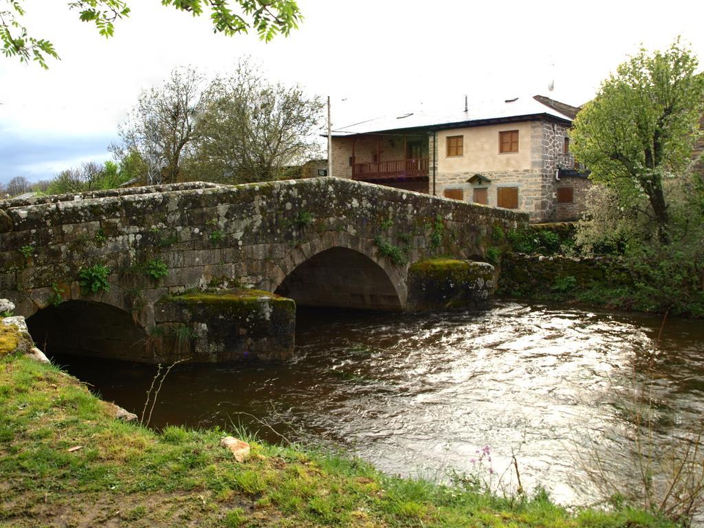 Casa Rural El Trubio Villa Vigo de Sanabria Kültér fotó